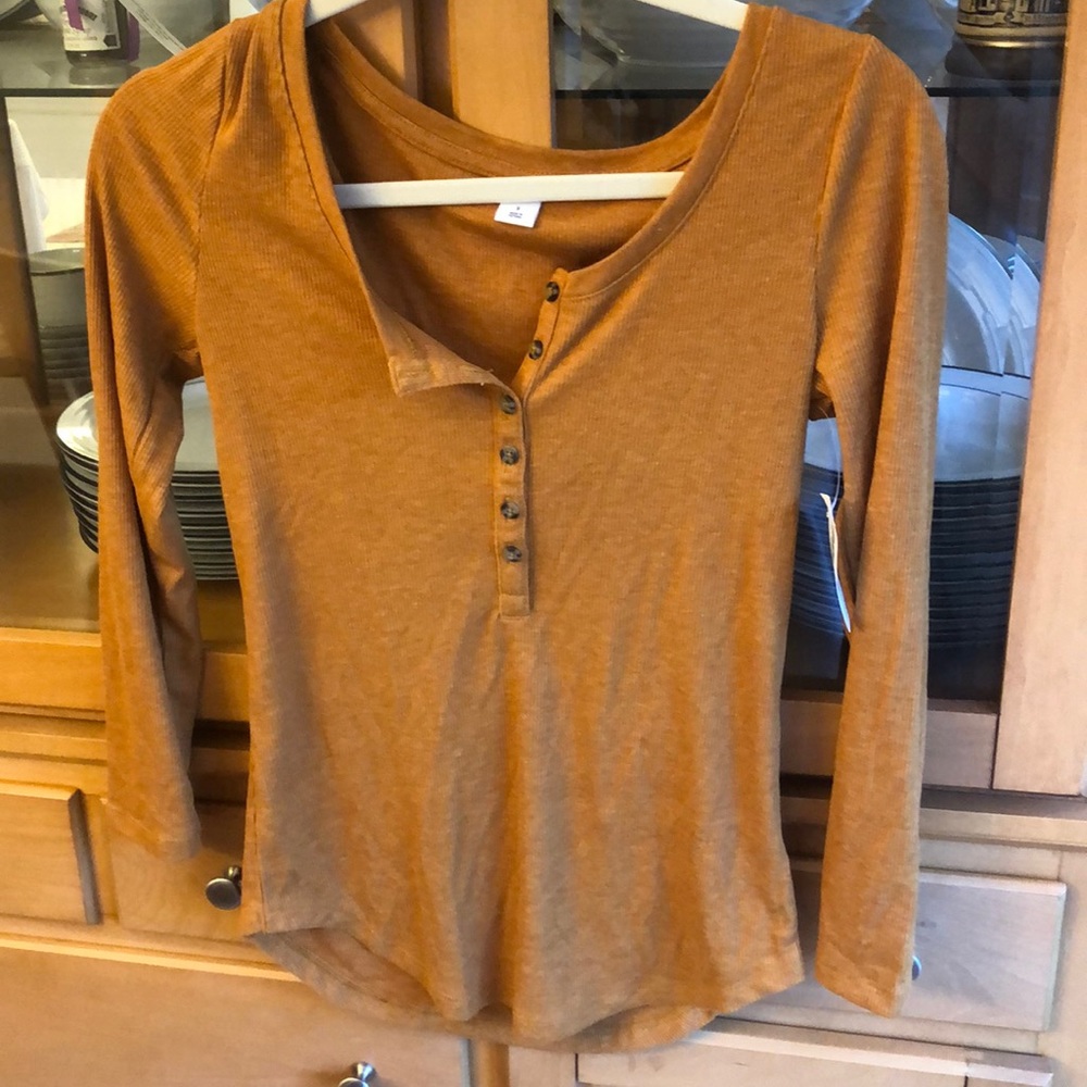 Old Navy button up top